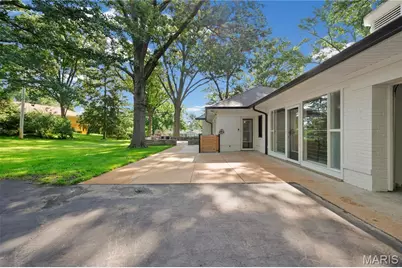 18 Country Aire Drive, Town and Country, MO 63131 - Photo 87