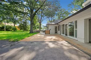 18 Country Aire Dr, Town and Country, MO 63131 - Photo 87