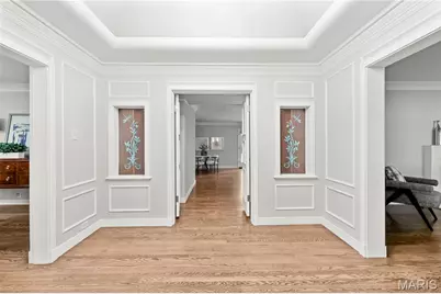 18 Country Aire Drive, Town and Country, MO 63131 - Photo 7