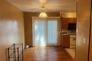 2580 Morningside Dr, Florissant, MO 63031 - Photo 5