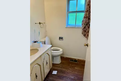 1826 Walnutway Drive, Unincorporated, MO 63146 - Photo 7