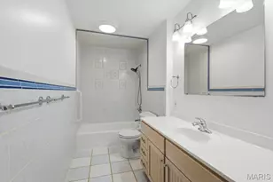 113 High Valley Dr, Chesterfield, MO 63017 - Photo 37