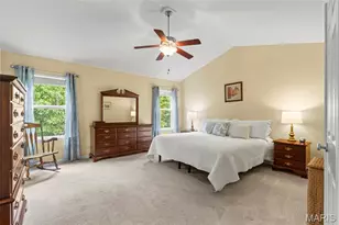 8034 Pinetop Dr, Saint Louis, MO 63129 - Photo 23