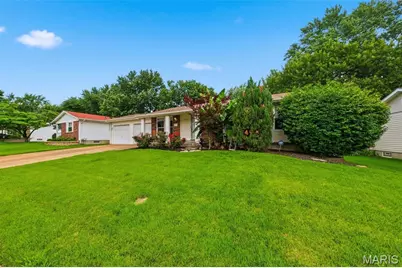 1815 Keeven Lane, Florissant, MO 63031 - Photo 9