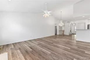 218 Park Ridge Dr, O'Fallon, MO 63366 - Photo 17