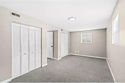 49 Marquette, Florissant, MO 63031 - Photo 11