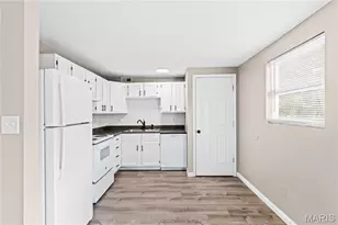 49 Marquette, Florissant, MO 63031 - Photo 9