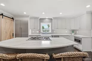 615 Meadowridge Ln, Kirkwood, MO 63122 - Photo 17