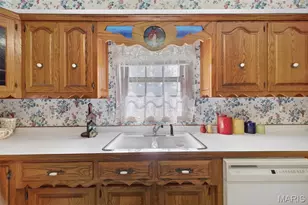 22818 Pioneer Dr, Lebanon, MO 65536 - Photo 19