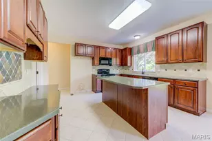 831 Wheaton Way, Saint Louis, MO 63141 - Photo 17