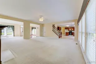 831 Wheaton Way, Saint Louis, MO 63141 - Photo 3