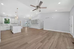 130 Bristol Ridge Dr, Troy, MO 63379 - Photo 9