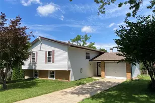 1523 Shadow Ln, Saint Charles, MO 63303 - Photo 1