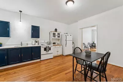 4265 Botanical Avenue, Saint Louis, MO 63110 - Photo 5