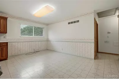 957 Active Drive, Saint Louis, MO 63146 - Photo 3