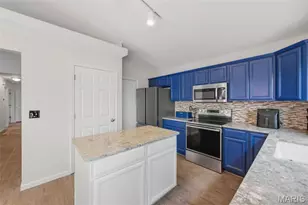 404 Shady River Dr, O'Fallon, MO 63366 - Photo 19