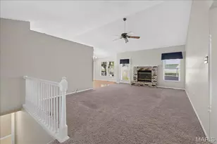 22 Burlington Ct, Saint Charles, MO 63304 - Photo 3