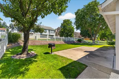 22 Burlington Court, Saint Charles, MO 63304 - Photo 27