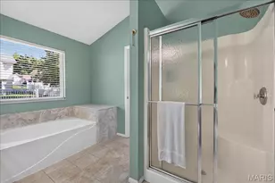 22 Burlington Ct, Saint Charles, MO 63304 - Photo 13