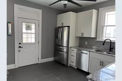6019 Hartford Street, Saint Louis, MO 63139 - Photo 3