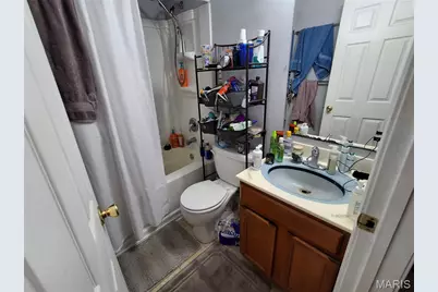 1017 Parkcrest Drive, Saint Charles, MO 63301 - Photo 5