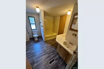 790 Fieldcrest Drive, Fenton, MO 63026 - Photo 9