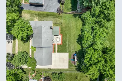 1949 Lanchester Court, Chesterfield, MO 63017 - Photo 51