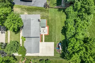 1949 Lanchester Ct, Chesterfield, MO 63017 - Photo 51