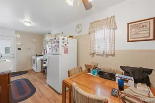 2702 Chatham Dr, Maryland Heights, MO 63043 - Photo 15