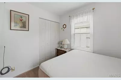 2702 Chatham Drive, Maryland Heights, MO 63043 - Photo 23