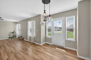 20 Country Heights Ct, Lake Saint Louis, MO 63367 - Photo 13