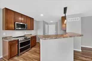 20 Country Heights Ct, Lake Saint Louis, MO 63367 - Photo 15