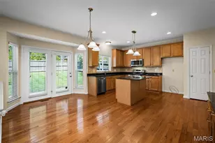 1131 Harwood Rd, Des Peres, MO 63131 - Photo 21