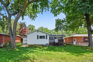 32 Queen Ann Dr, Hazelwood, MO 63042 - Photo 15