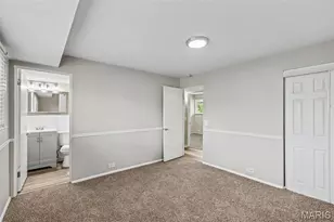 32 Queen Ann Dr, Hazelwood, MO 63042 - Photo 9