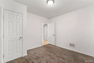 2946 Hilleman Ave, Saint Louis, MO 63114 - Photo 13