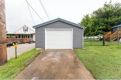 112 E Jackson Avenue, Robertsville, MO 65066 - Photo 5