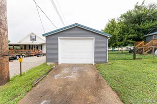 112 E Jackson Ave, Robertsville, MO 65066 - Photo 5