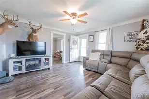 112 E Jackson Ave, Robertsville, MO 65066 - Photo 9