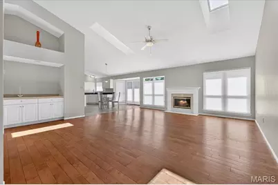 2961 Championship Boulevard, Oakville, MO 63129 - Photo 5