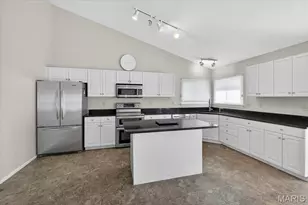 2961 Championship Blvd, Oakville, MO 63129 - Photo 15