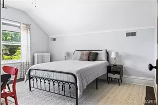 6364 Washington Ave, University City, MO 63130 - Photo 35