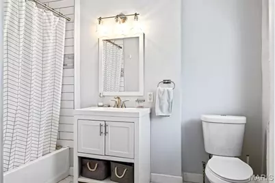 6364 Washington Avenue, University City, MO 63130 - Photo 23