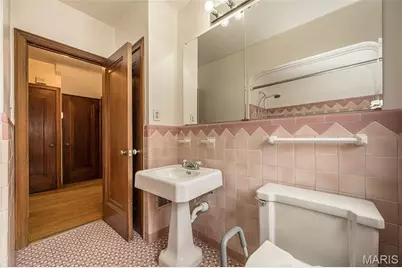 1620 Grape Avenue, Saint Louis, MO 63147 - Photo 25