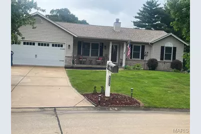 936 Lands End Circle, Saint Charles, MO 63304 - Photo 1