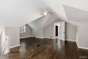 9860 Berwick Dr, Affton, MO 63123 - Photo 19