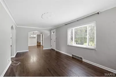 9860 Berwick Drive, Affton, MO 63123 - Photo 5