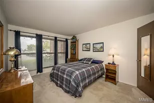 1090 Mersey Bend Dr, Saint Louis, MO 63129 - Photo 17