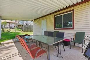 12428 Bernie Ln, Maryland Heights, MO 63043 - Photo 39