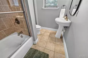 4251 Maryland Ave, Saint Louis, MO 63108 - Photo 17